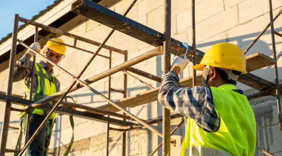 Professional gutter cleaning in Osage Beach, MO
